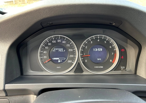 Volvo V60 cena 37900 przebieg: 237000, rok produkcji 2013 z Mrągowo małe 596